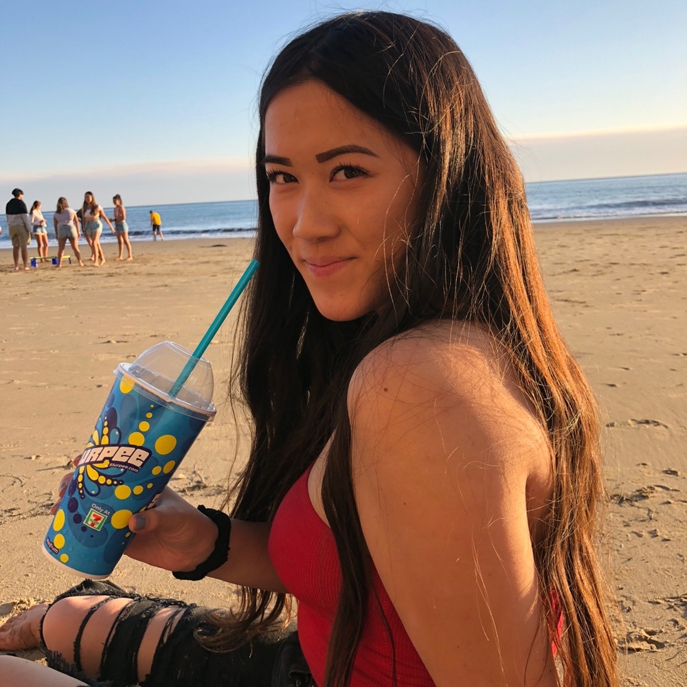 Meet your Posher, Ashley